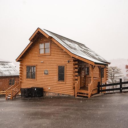 Epic Mountain Views, Hot Tub, Game Room, Sleeps 10 Sevierville Εξωτερικό φωτογραφία