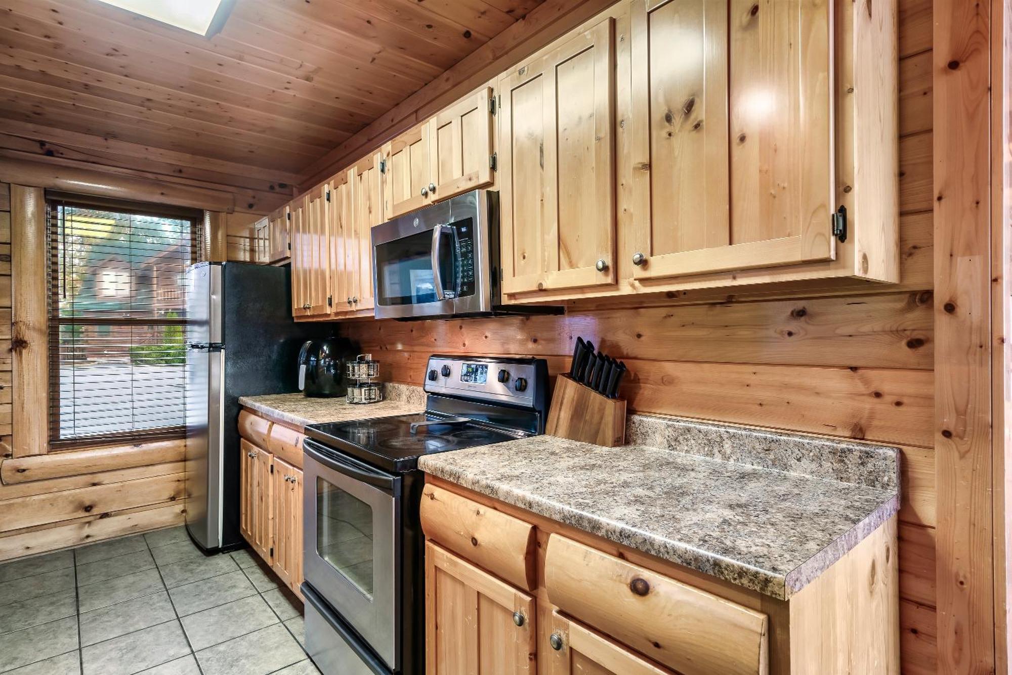 Epic Mountain Views, Hot Tub, Game Room, Sleeps 10 Sevierville Εξωτερικό φωτογραφία